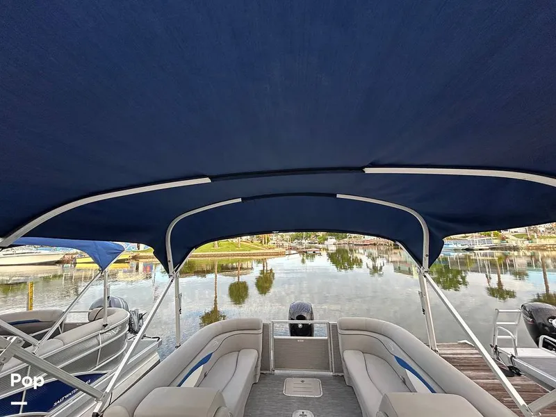 Slide: The Image of Bennington 22 S 2023 - 15678679