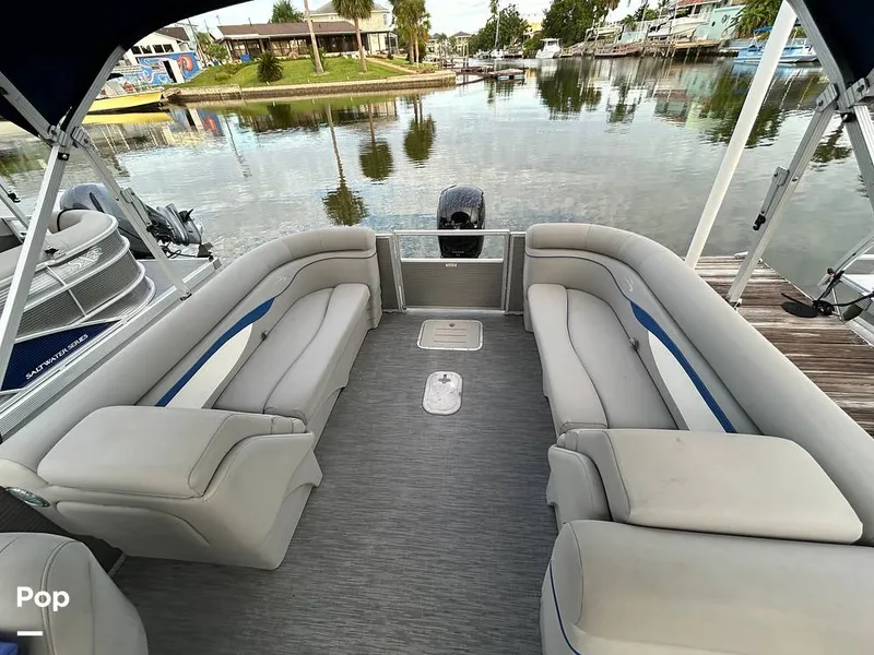 Slide: The Image of Bennington 22 S 2023 - 15678699