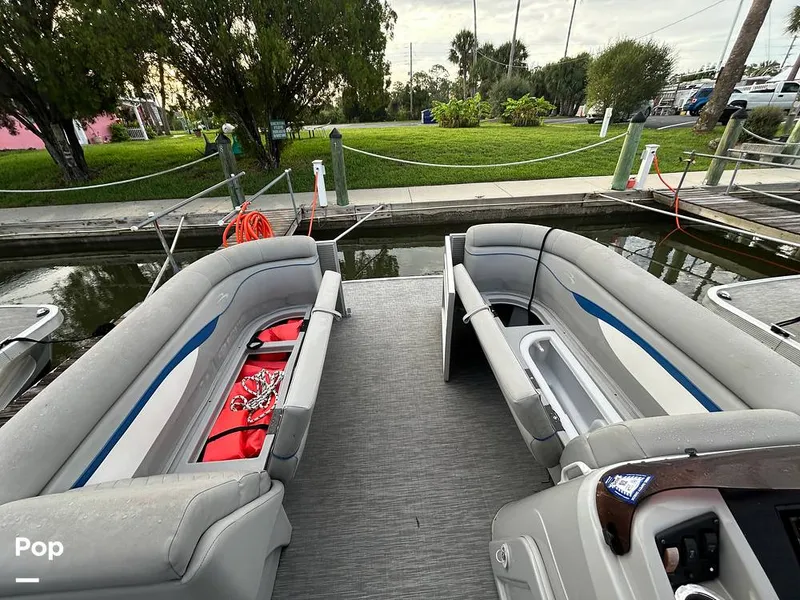 Slide: The Image of Bennington 22 S 2023 - 15678683