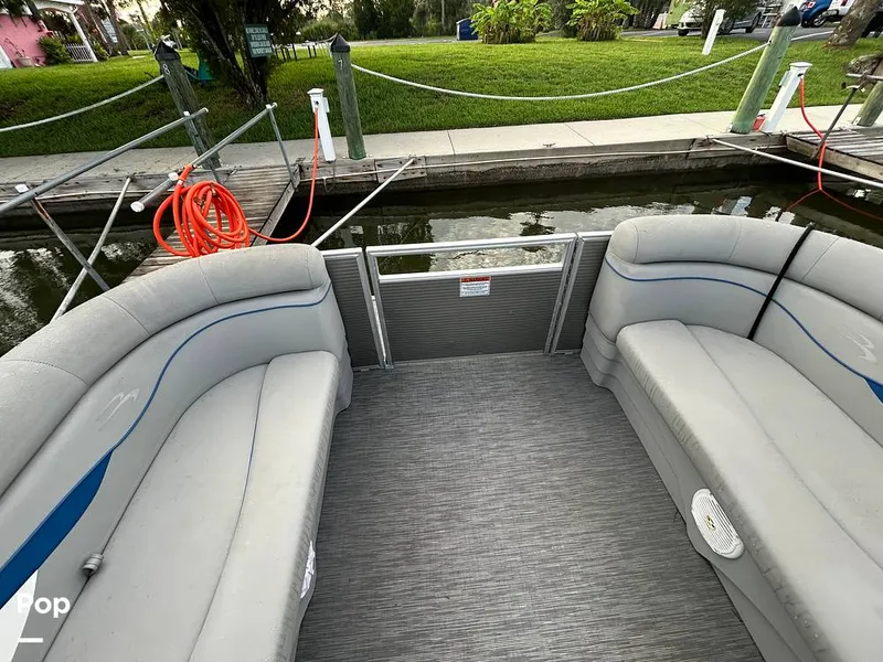 Slide: The Image of Bennington 22 S 2023 - 15678692