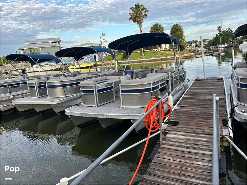 Slide: The Image of Bennington 22 S 2023 - 15678635