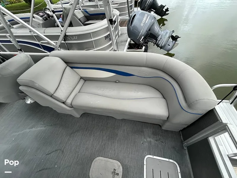 Slide: The Image of Bennington 22 S 2023 - 15638977