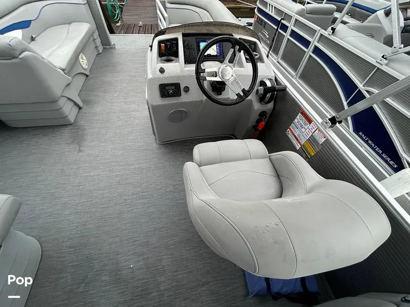 Slide: The Image of Bennington 22 S 2023 - 15638986