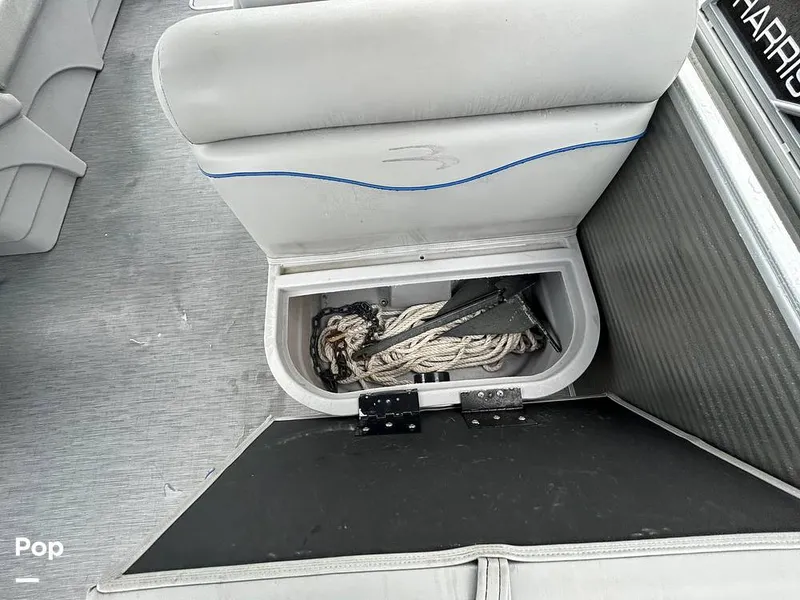 Slide: The Image of Bennington 22 S 2023 - 15638990