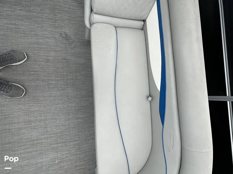 Slide: The Image of Bennington 22 S 2023 - 15638991