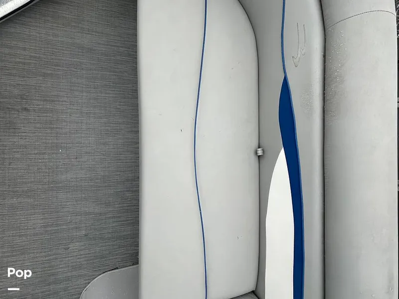 Slide: The Image of Bennington 22 S 2023 - 15638994