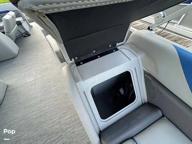 Slide: The Image of Bennington 22 SX 2023 - 15678723