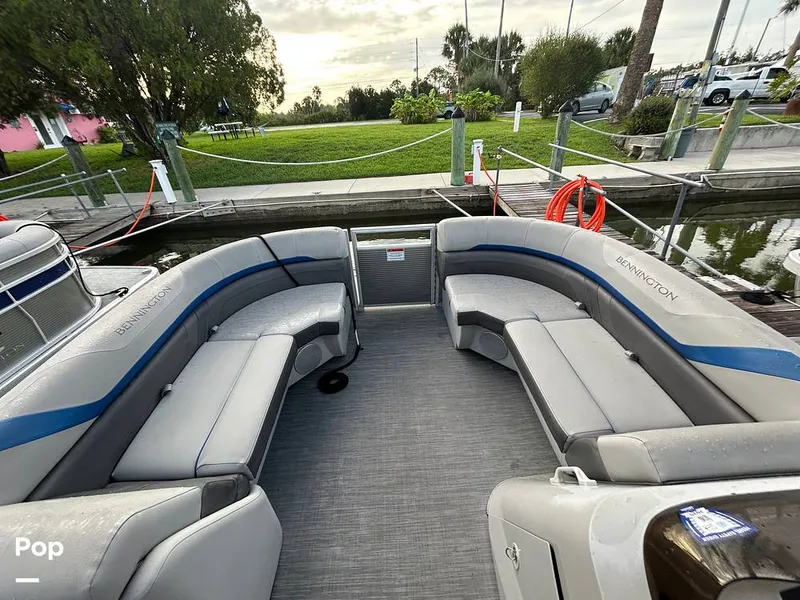 Slide: The Image of Bennington 22 SX 2023 - 15678780