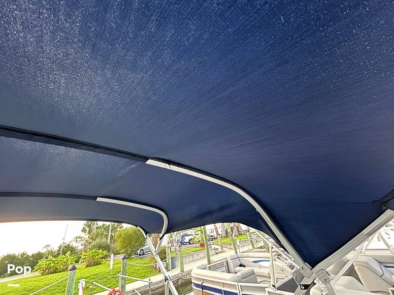 Slide: The Image of Bennington 22 SX 2023 - 15678733