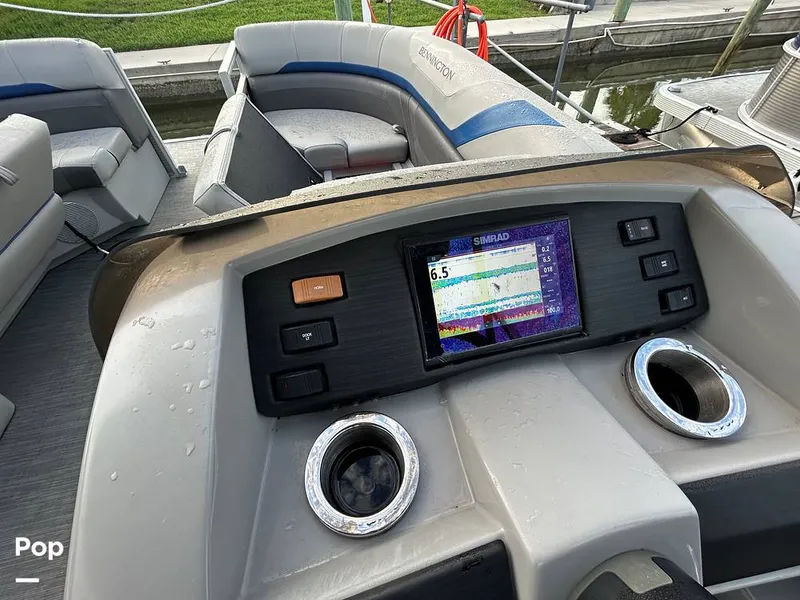 Slide: The Image of Bennington 22 SX 2023 - 15678740