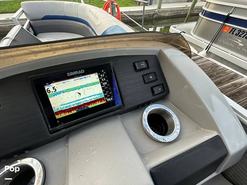 Slide: The Image of Bennington 22 SX 2023 - 15678741