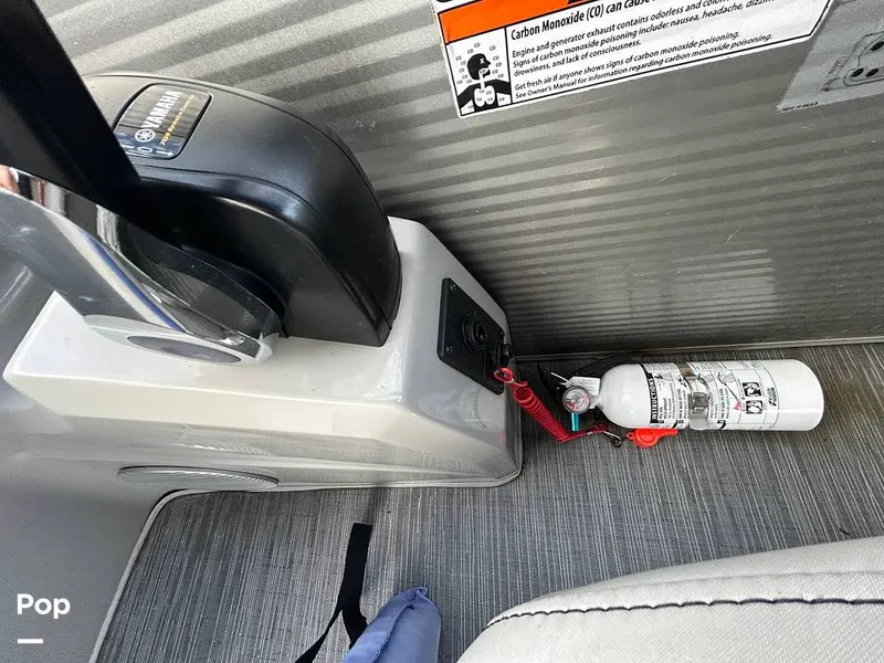 Slide: The Image of Bennington 22 SX 2023 - 15678745