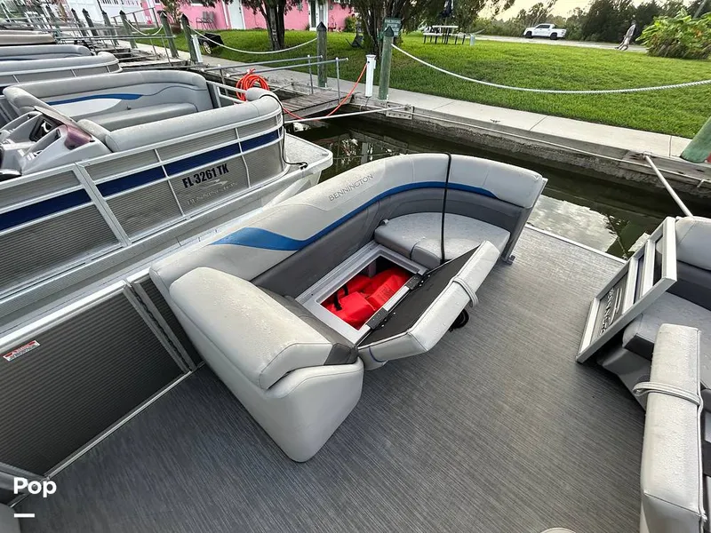 Slide: The Image of Bennington 22 SX 2023 - 15678748