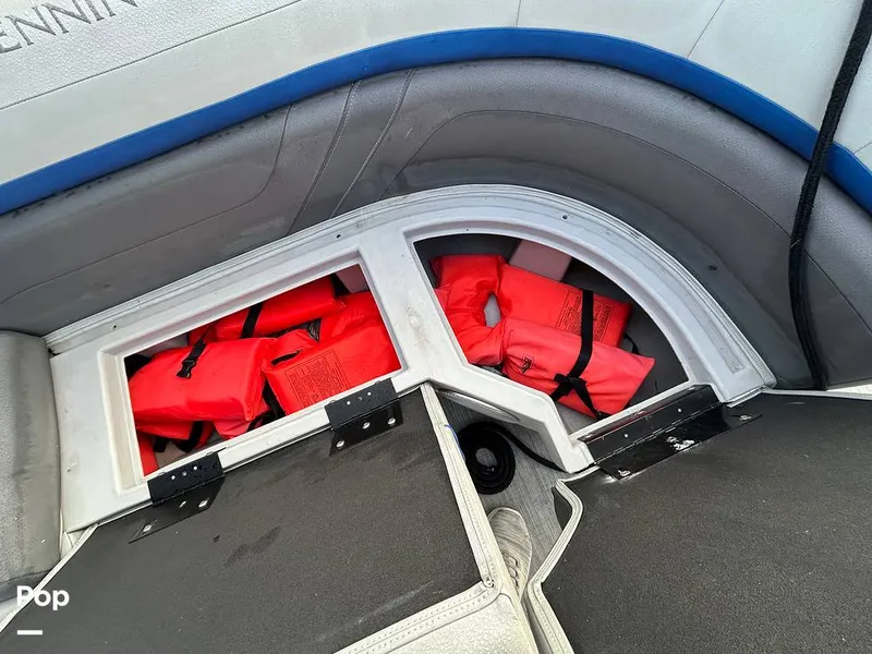 Slide: The Image of Bennington 22 SX 2023 - 15678750