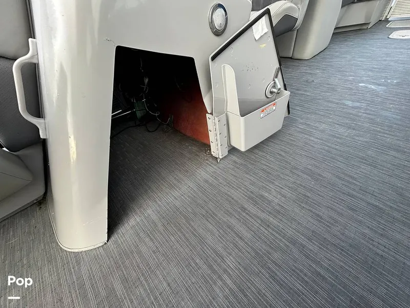 Slide: The Image of Bennington 22 SX 2023 - 15678755