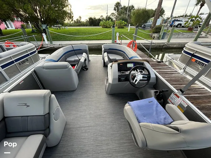 Slide: The Image of Bennington 22 SX 2023 - 15678734