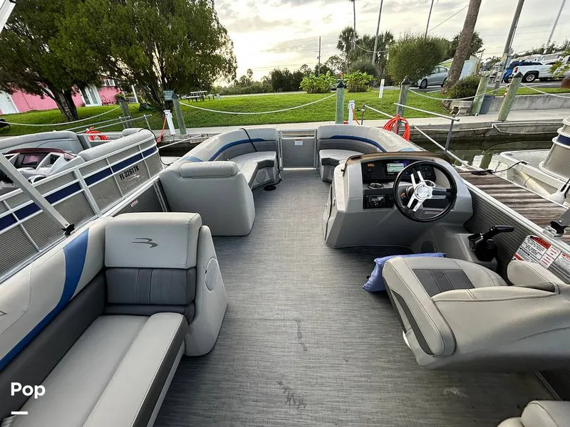 Slide: The Image of Bennington 22 SX 2023 - 15678778