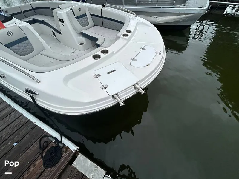 Slide: The Image of Hurricane SS 192 RL 2023 - 15643146