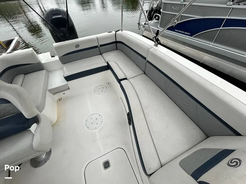 Slide: The Image of Hurricane SS 192 RL 2023 - 15643152