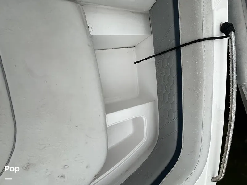 Slide: The Image of Hurricane SS 192 RL 2023 - 15643164