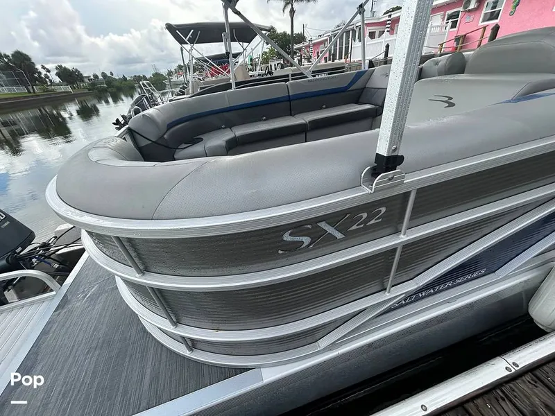 Slide: The Image of Bennington 22 SX 2023 - 15639031