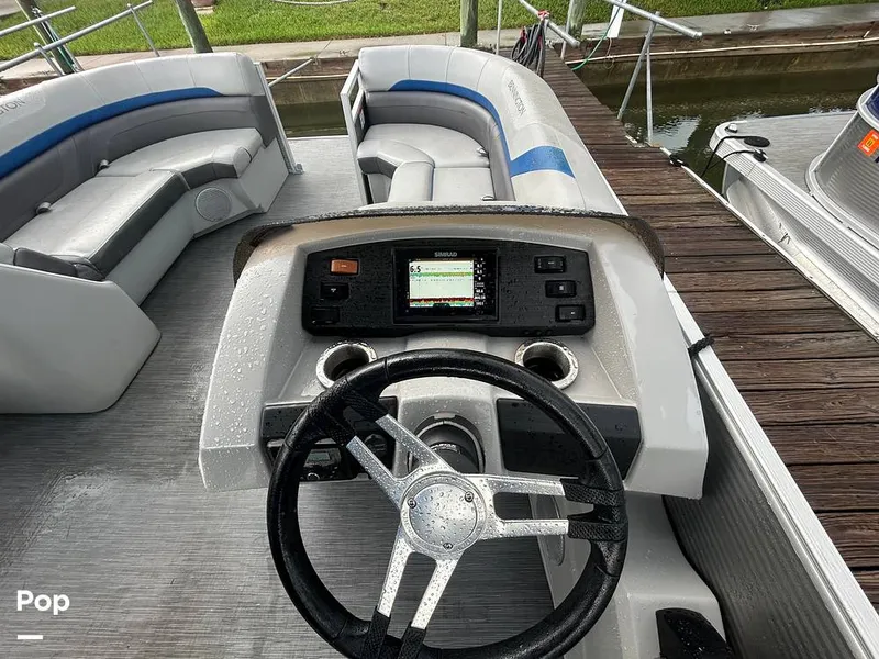 Slide: The Image of Bennington 22 SX 2023 - 15639052