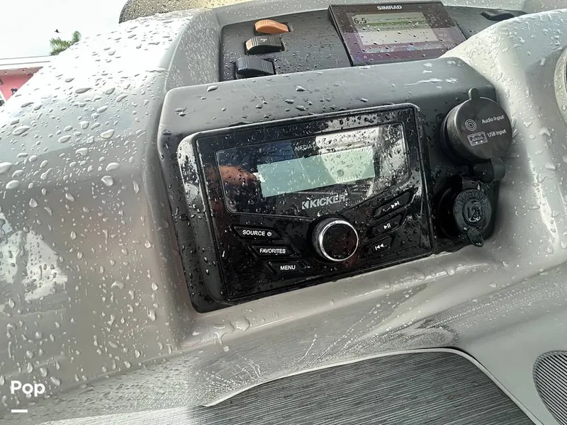 Slide: The Image of Bennington 22 SX 2023 - 15639061