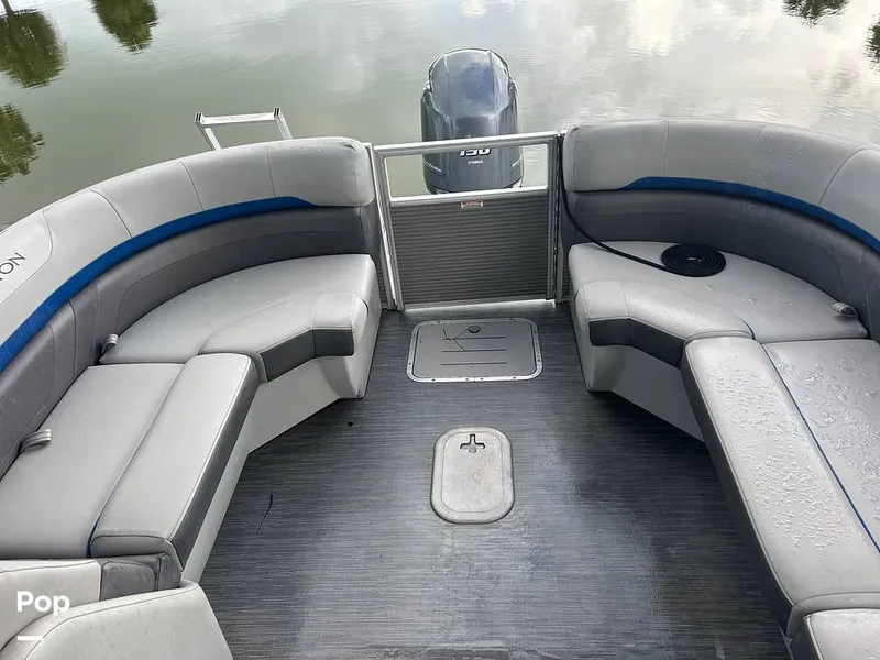 Slide: The Image of Bennington 22 SX 2023 - 15639066