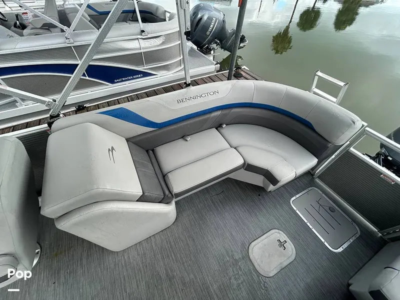 Slide: The Image of Bennington 22 SX 2023 - 15639067
