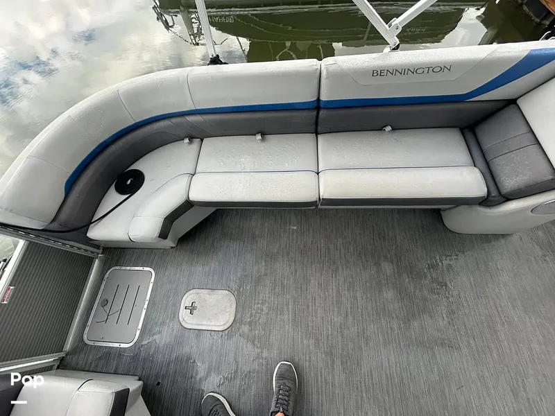 Slide: The Image of Bennington 22 SX 2023 - 15639072