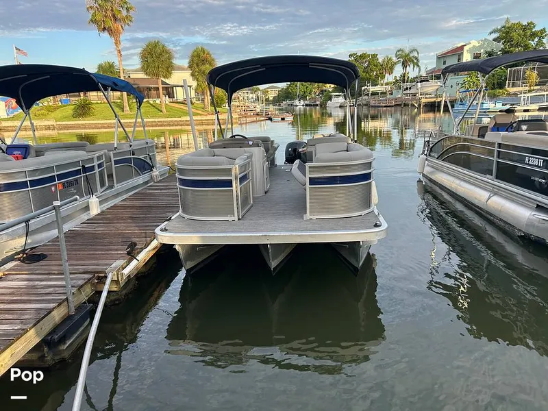 The Image of Bennington 22 S 2023 - 15677890