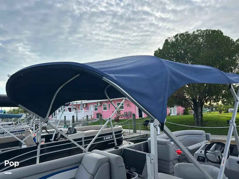 Slide: The Image of Bennington 22 S 2023 - 15677941