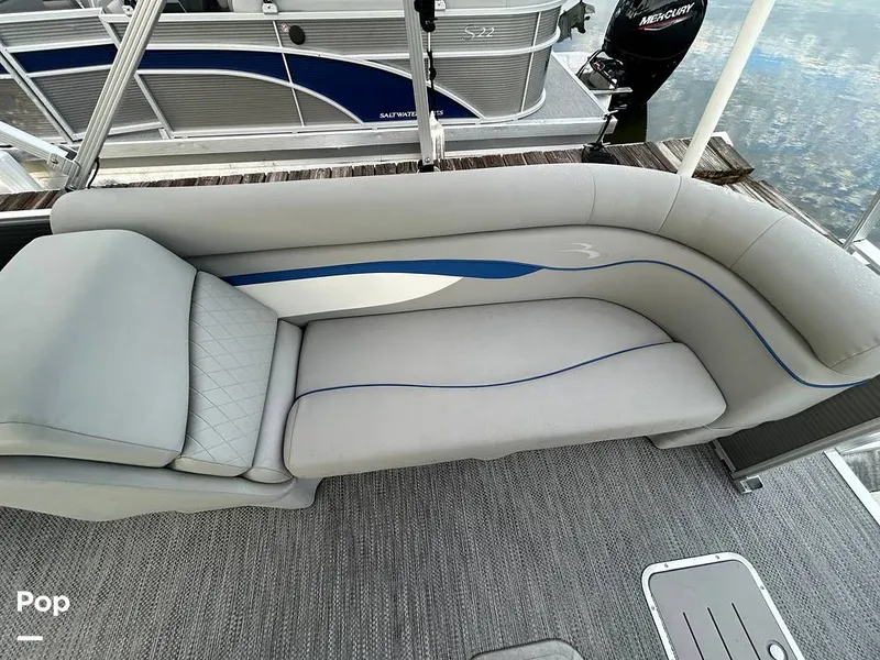 Slide: The Image of Bennington 22 S 2023 - 15677952