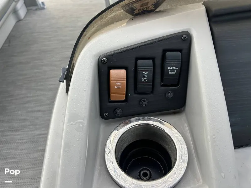 Slide: The Image of Bennington 22 S 2023 - 15677968