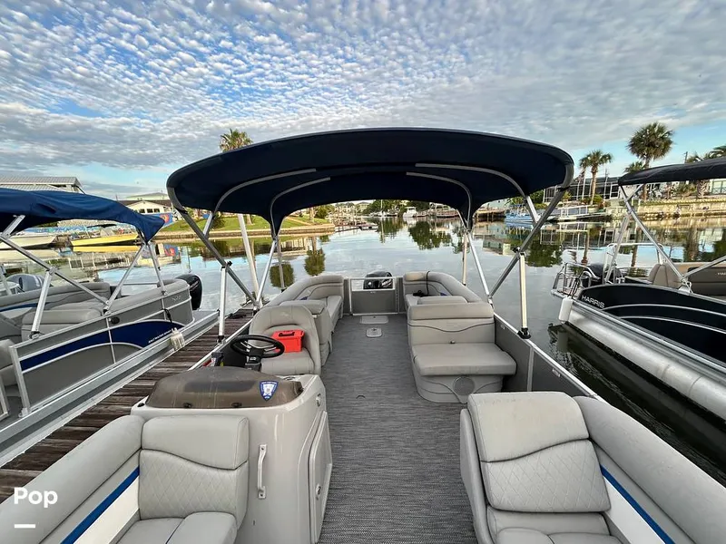 Slide: The Image of Bennington 22 S 2023 - 15677986