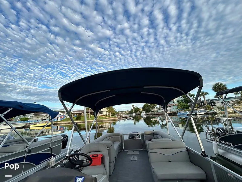 Slide: The Image of Bennington 22 S 2023 - 15677987