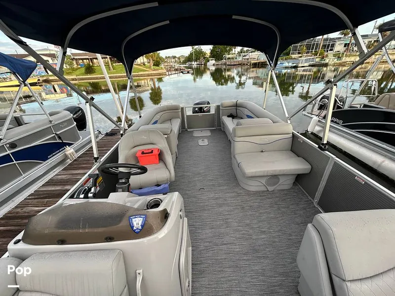 Slide: The Image of Bennington 22 S 2023 - 15677973