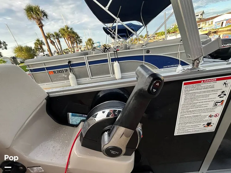 Slide: The Image of Harris 230 2024 - 15677921