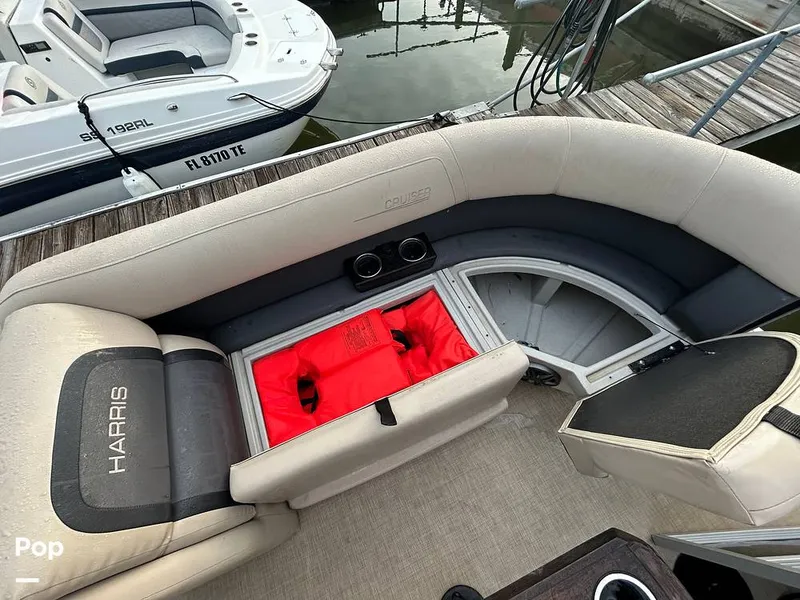 Slide: The Image of Harris 230 2024 - 15677926