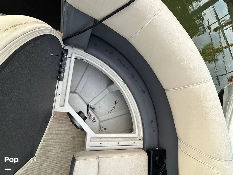 Slide: The Image of Harris 230 2024 - 15677929