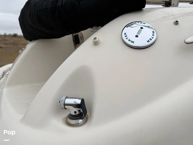 Slide: The Image of Sea Ray 240 Sundeck 2006 - 16168474