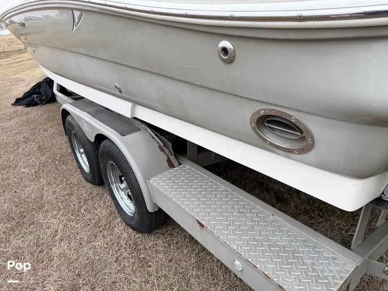 Slide: The Image of Sea Ray 240 Sundeck 2006 - 16168476