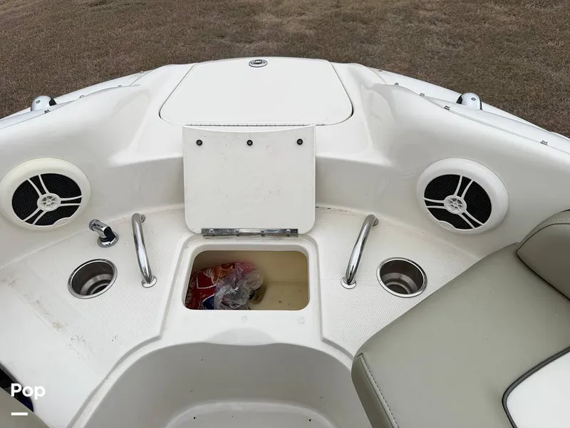 Slide: The Image of Sea Ray 240 Sundeck 2006 - 16168495