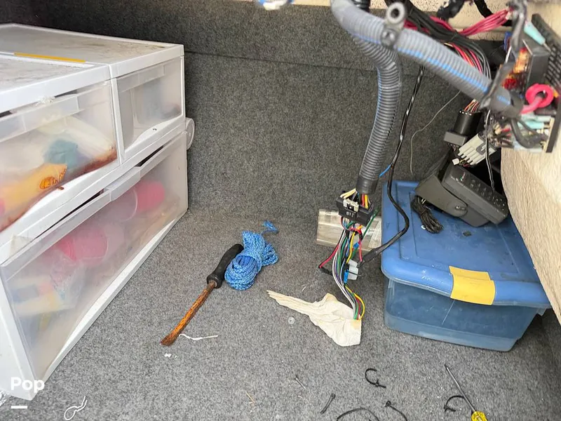 Slide: The Image of Sea Ray 240 Sundeck 2006 - 16168502