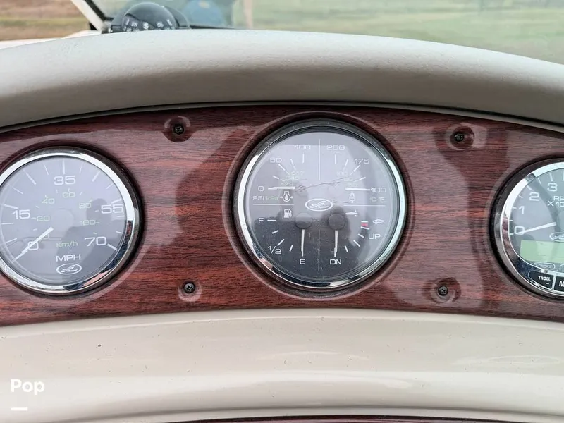 Slide: The Image of Sea Ray 240 Sundeck 2006 - 16168514