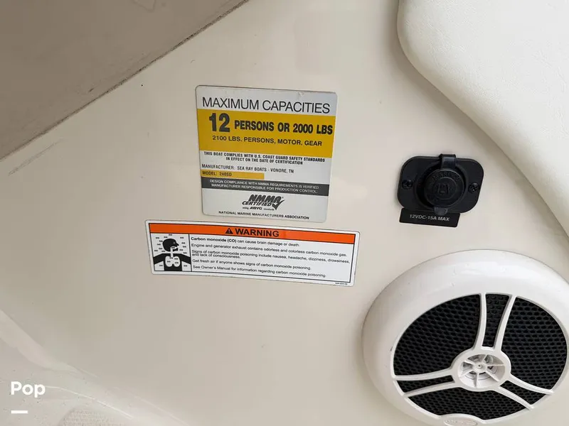 Slide: The Image of Sea Ray 240 Sundeck 2006 - 16168515