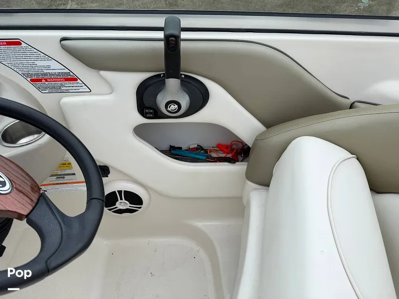 Slide: The Image of Sea Ray 240 Sundeck 2006 - 16168516