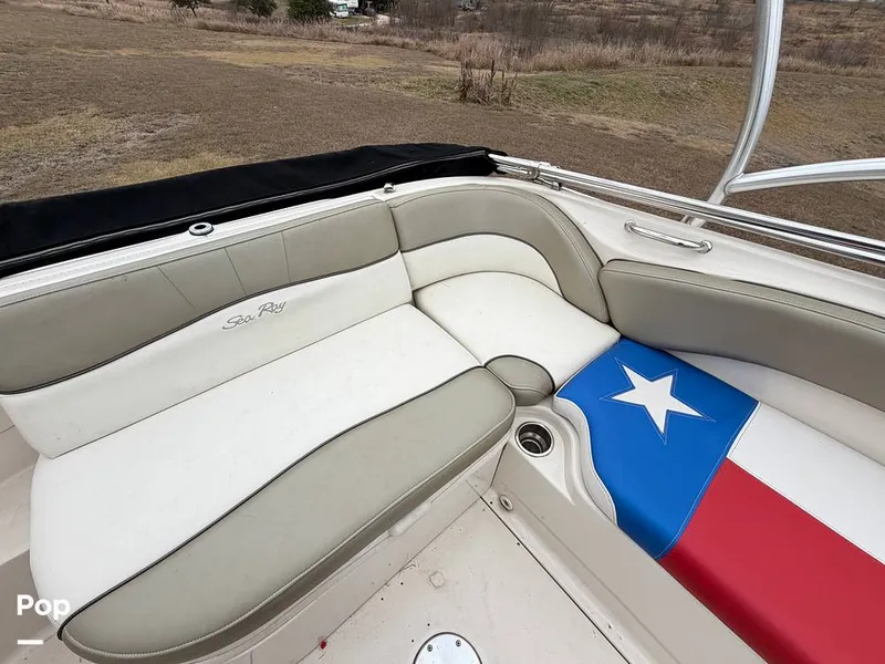 Slide: The Image of Sea Ray 240 Sundeck 2006 - 16168523