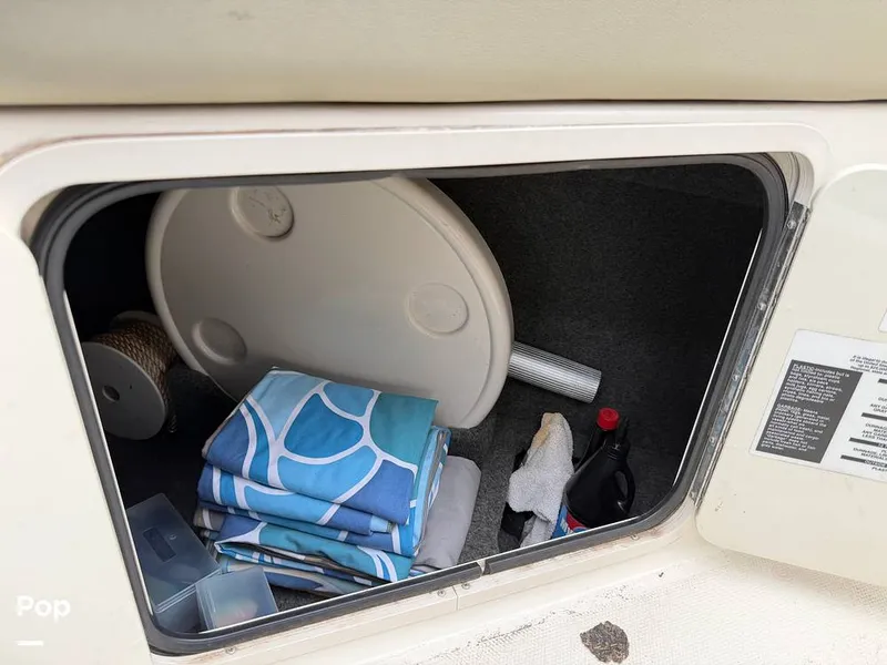 Slide: The Image of Sea Ray 240 Sundeck 2006 - 16168525