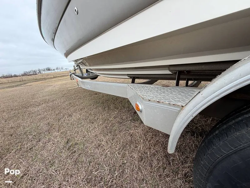 Slide: The Image of Sea Ray 240 Sundeck 2006 - 16168533